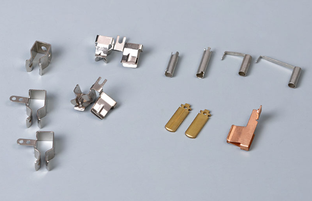 電(diàn)源五金(jīn)配件(jiàn)