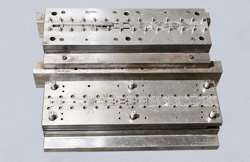 精密模具